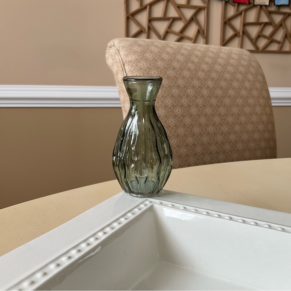 Green Glass Bud Vase Platter Decoration - Picture 2 of 5